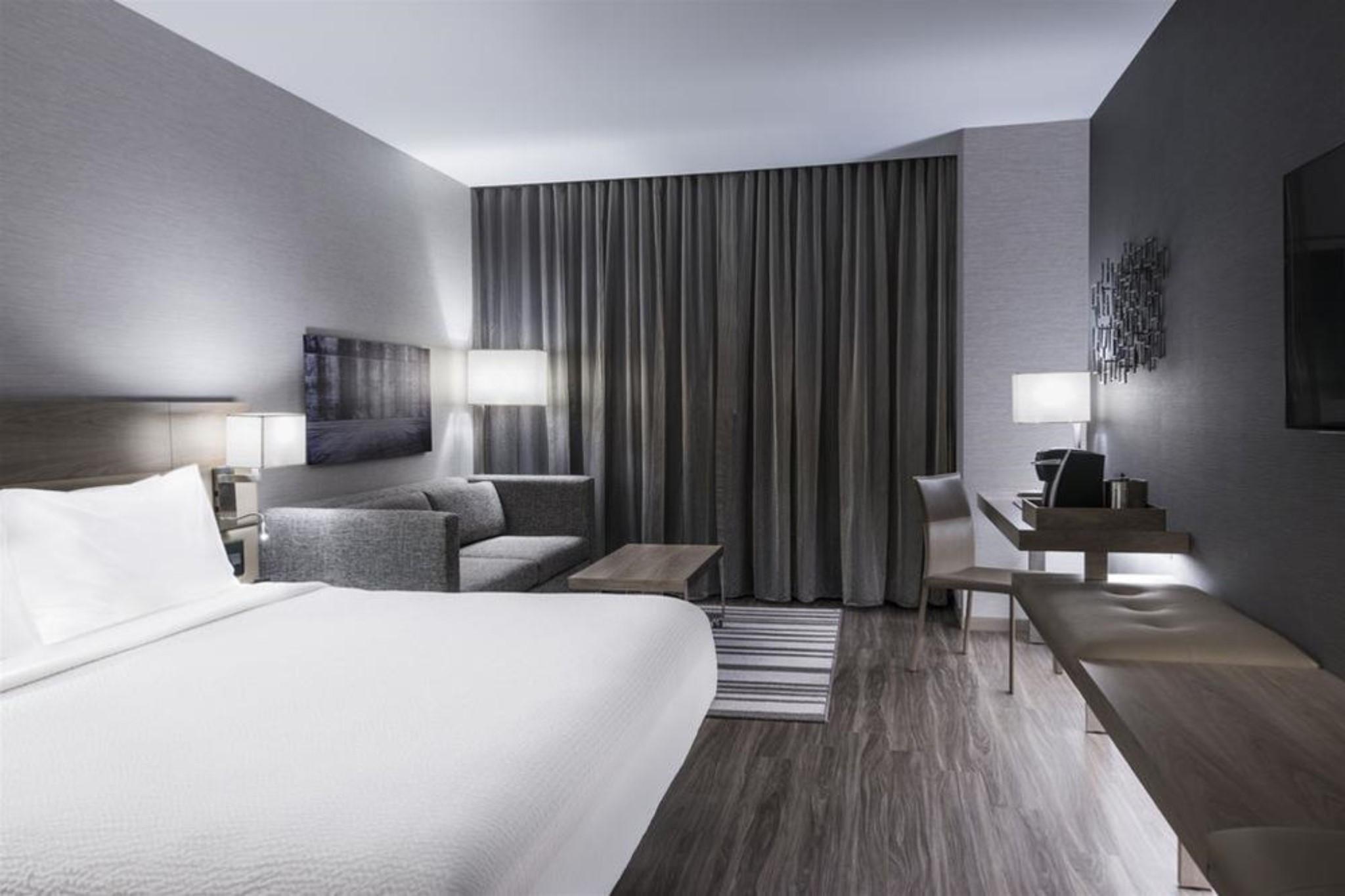 Ac Hotel By Marriott Boston North Medford Extérieur photo