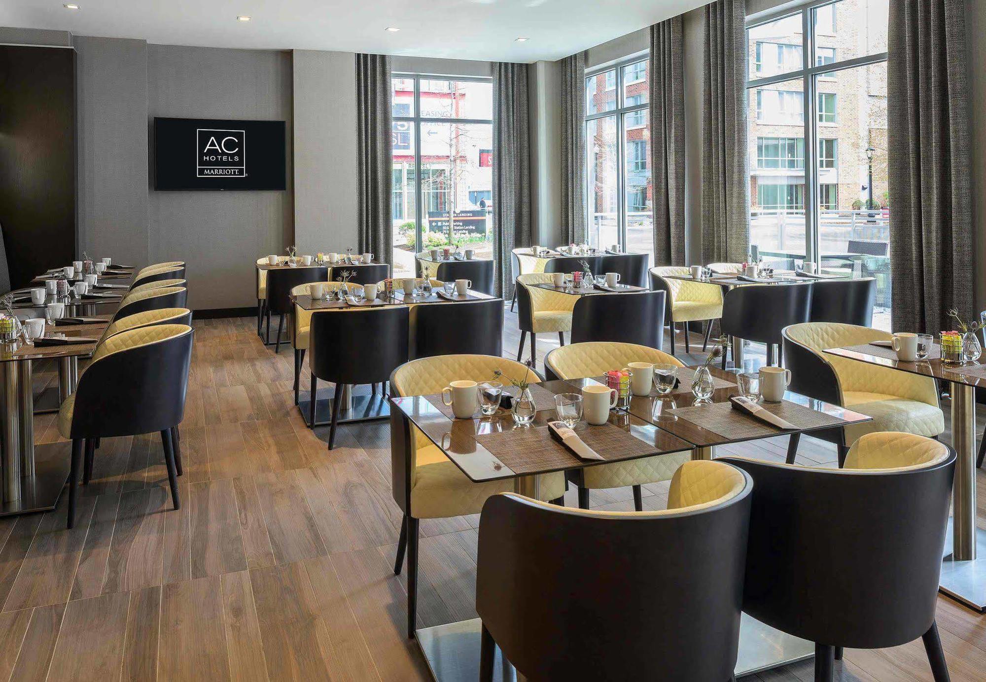 Ac Hotel By Marriott Boston North Medford Extérieur photo